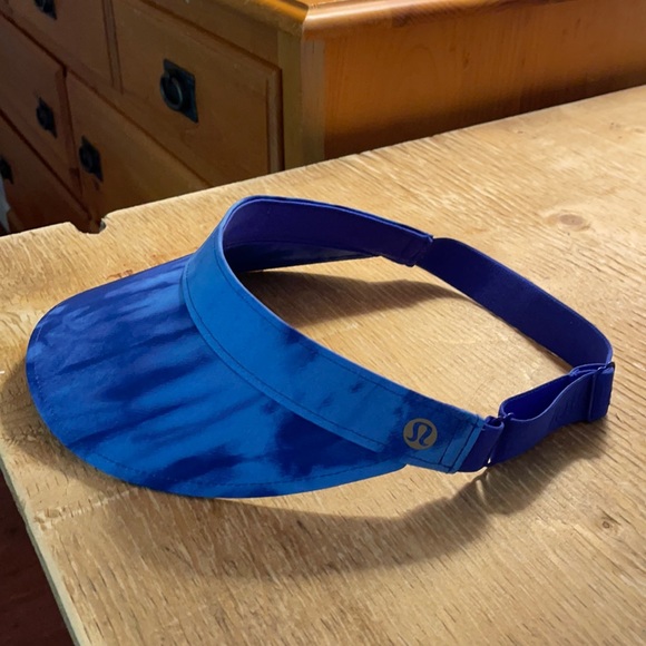 lululemon athletica Accessories - Lululemon Fast Paced Run Visor